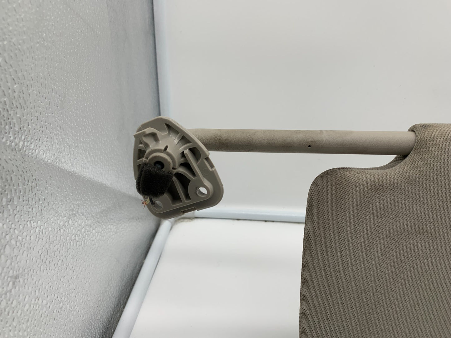 2018-2020 Nissan Rogue Driver Sun Visor Gray Illuminated OEM C03B59008