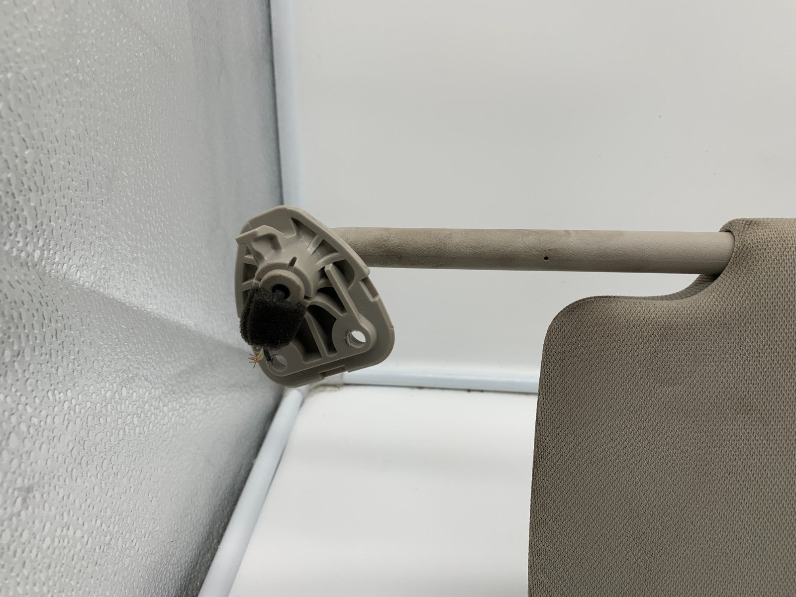 2018-2020 Nissan Rogue Driver Sun Visor Gray Illuminated OEM C03B59008