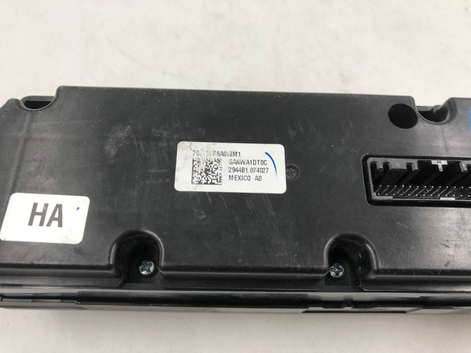 2013-2015 Honda Civic Climate Control OEM C03B24002