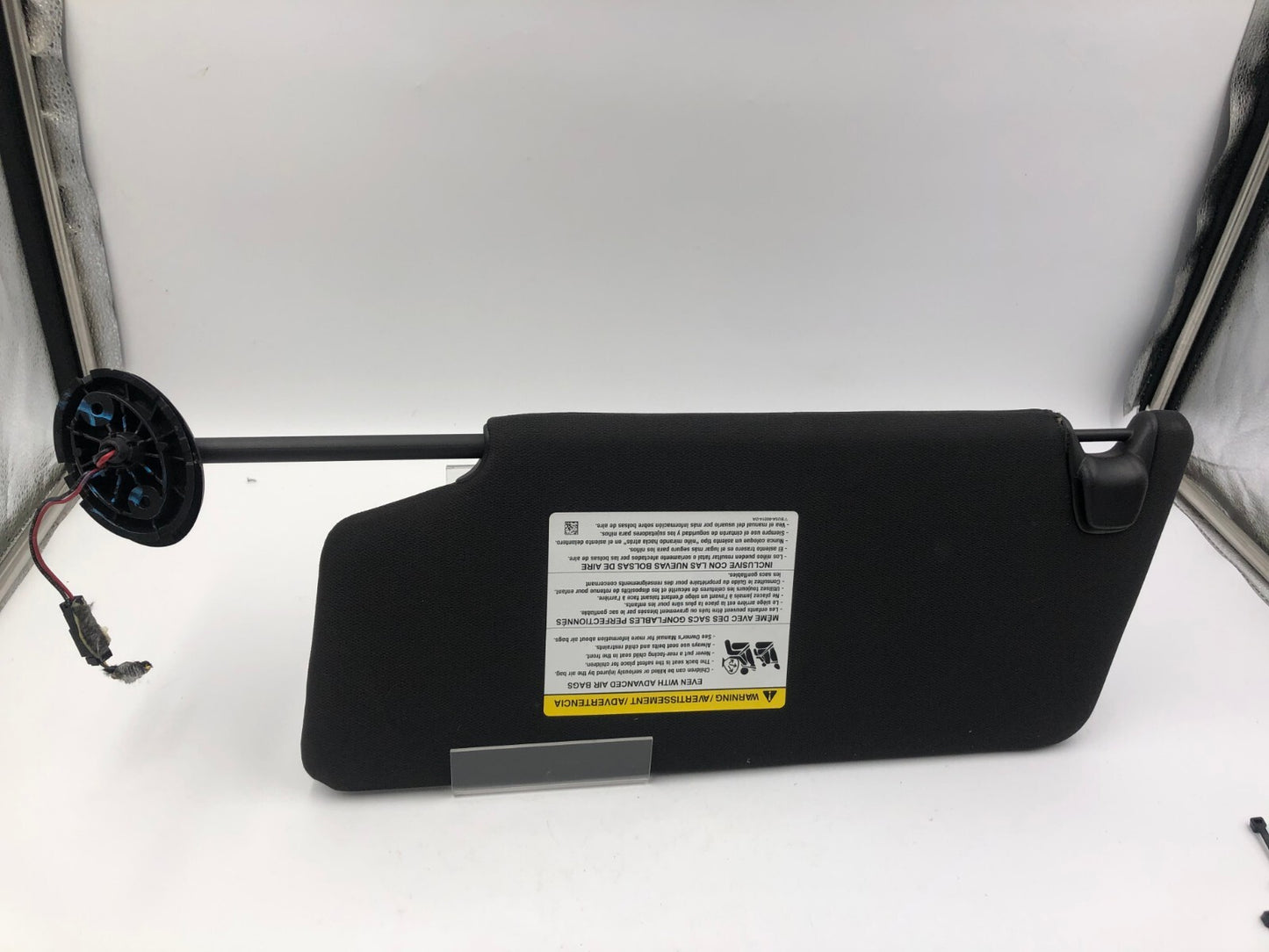 2011-2015 Ford Explorer Passenger Sun Visor Illuminated Black OEM C03B41028