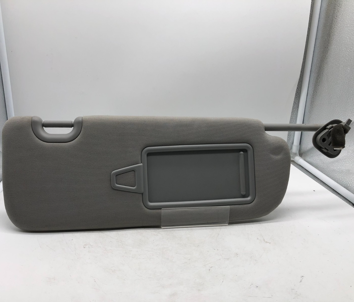 2013-2019 Hyundai Santa Fe Passenger Sun Visor Illuminated OEM A01B16008