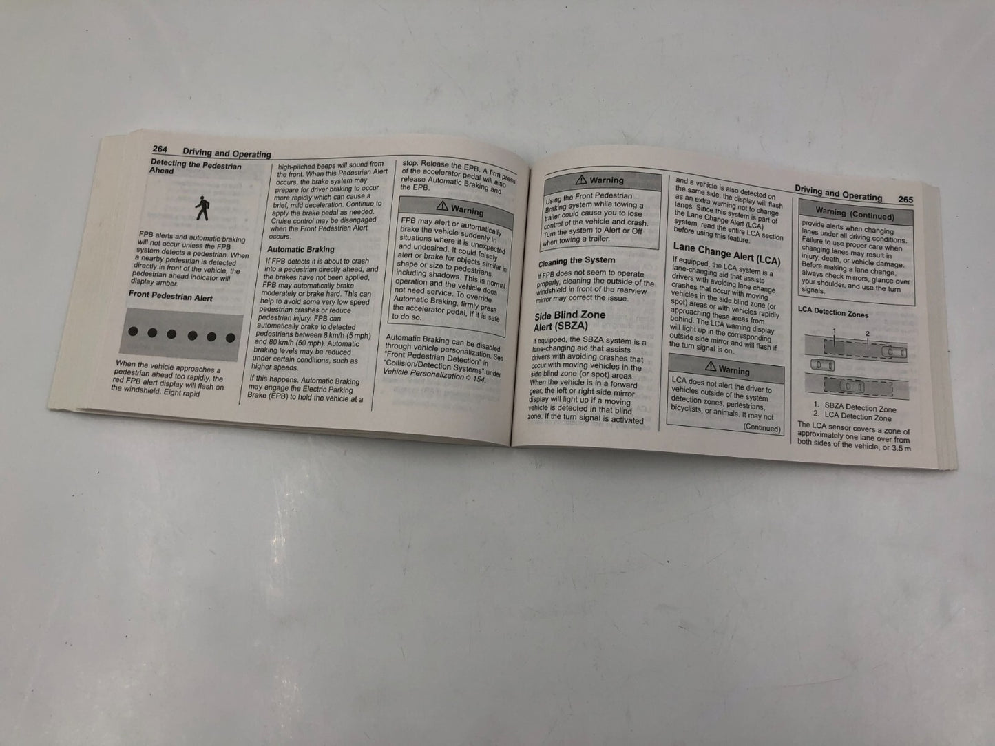 2018 Chevy Traverse Owners Manual Set OEM A04B21087