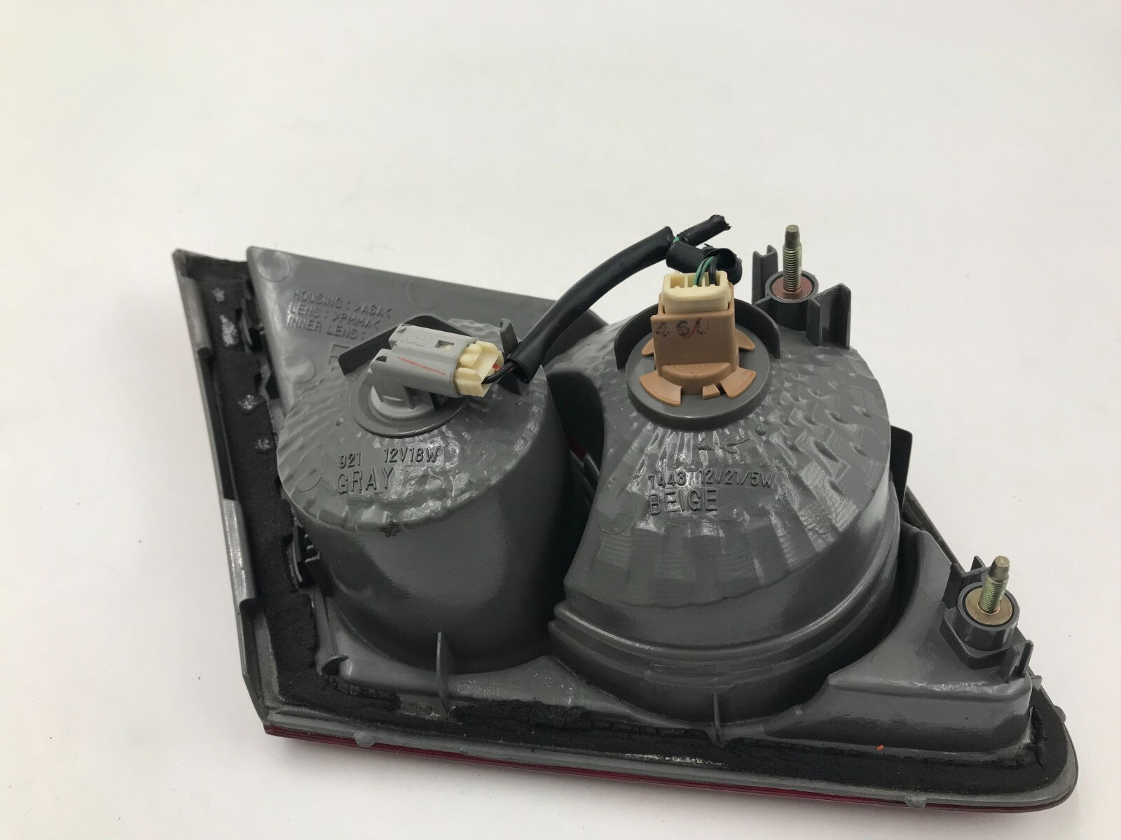 2003-2005 Mazda 6 Passenger Tail Light Taillight Lamp OEM D04B29035