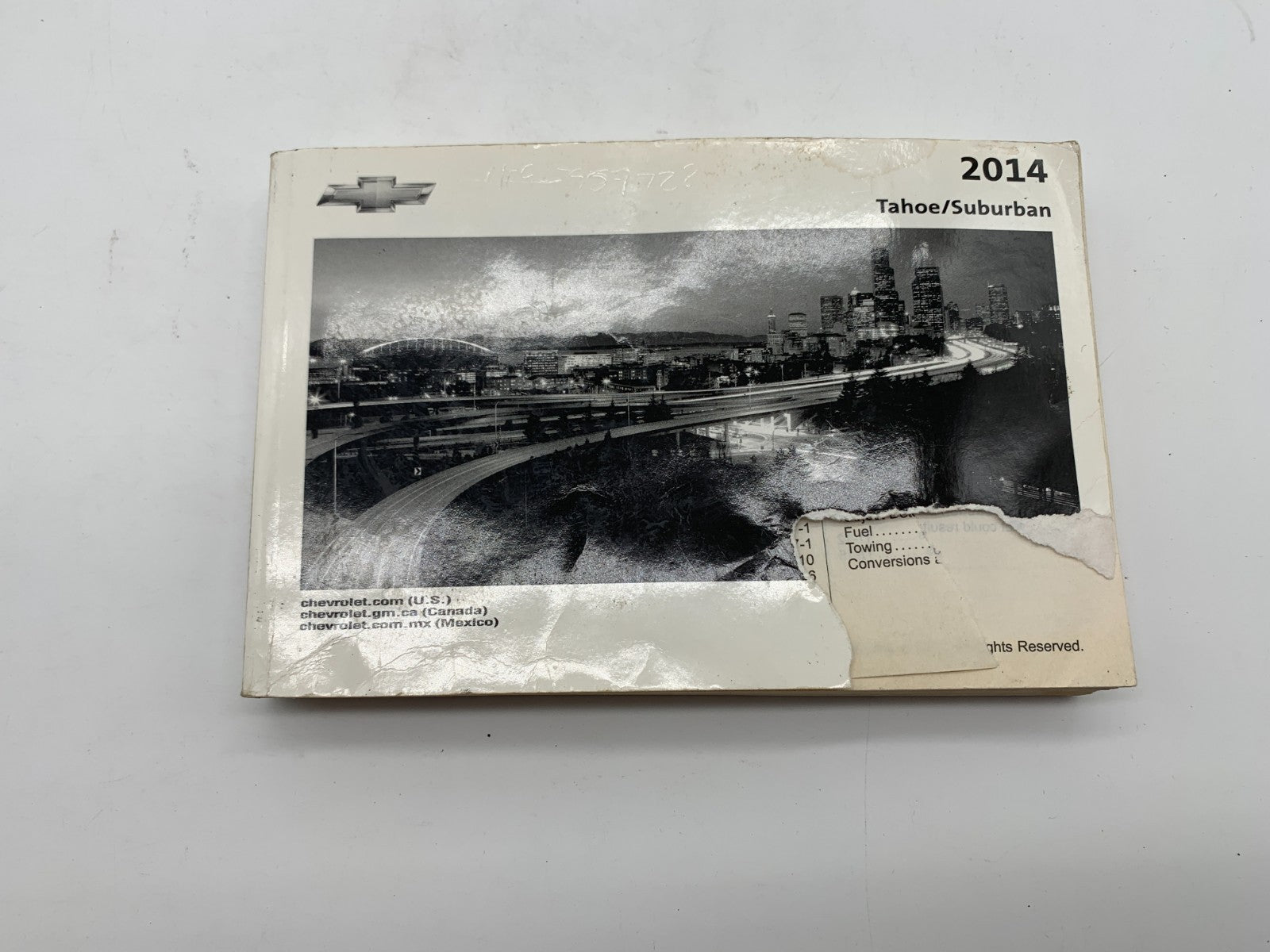 2014 Chevrolet Tahoe/Suburban Owners Manual Set with Case OEM B03B02004