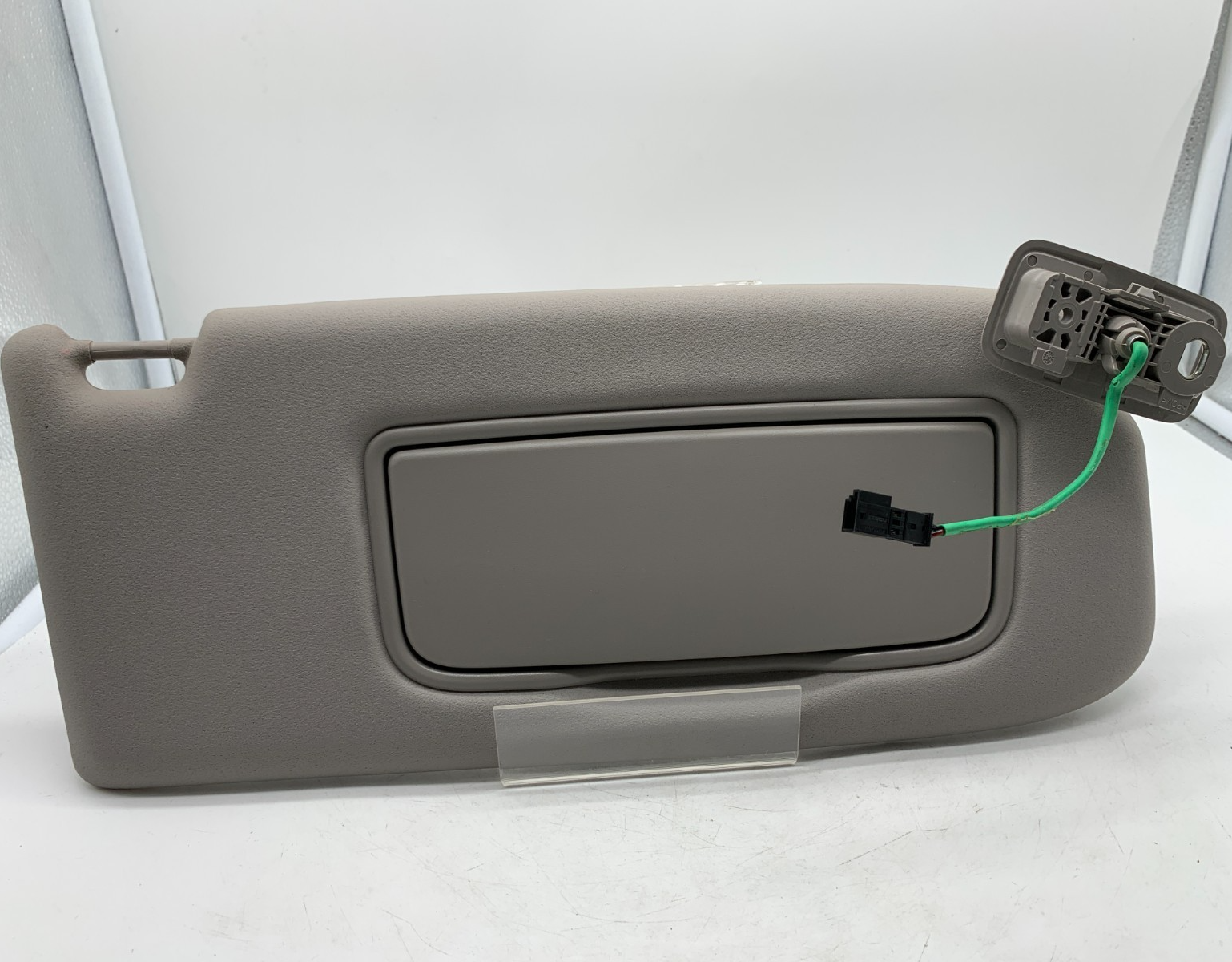 2007-2011 Volvo S40 Passenger Sun Visor Sunvisor Gray Illumination OEM A04B01009