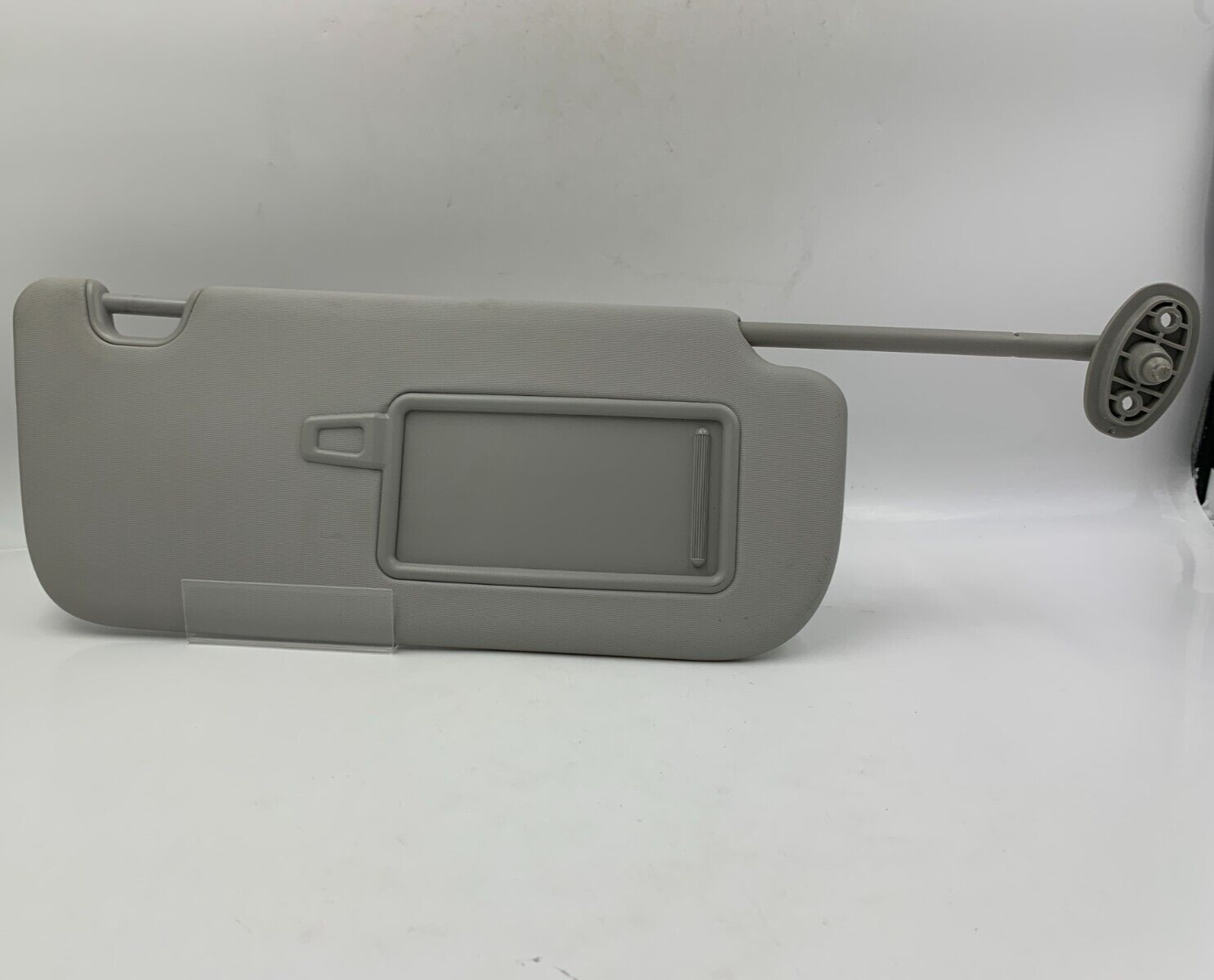 2014-2019 Kia Soul Passenger Sun Visor Gray Illuminated OEM B03B26030