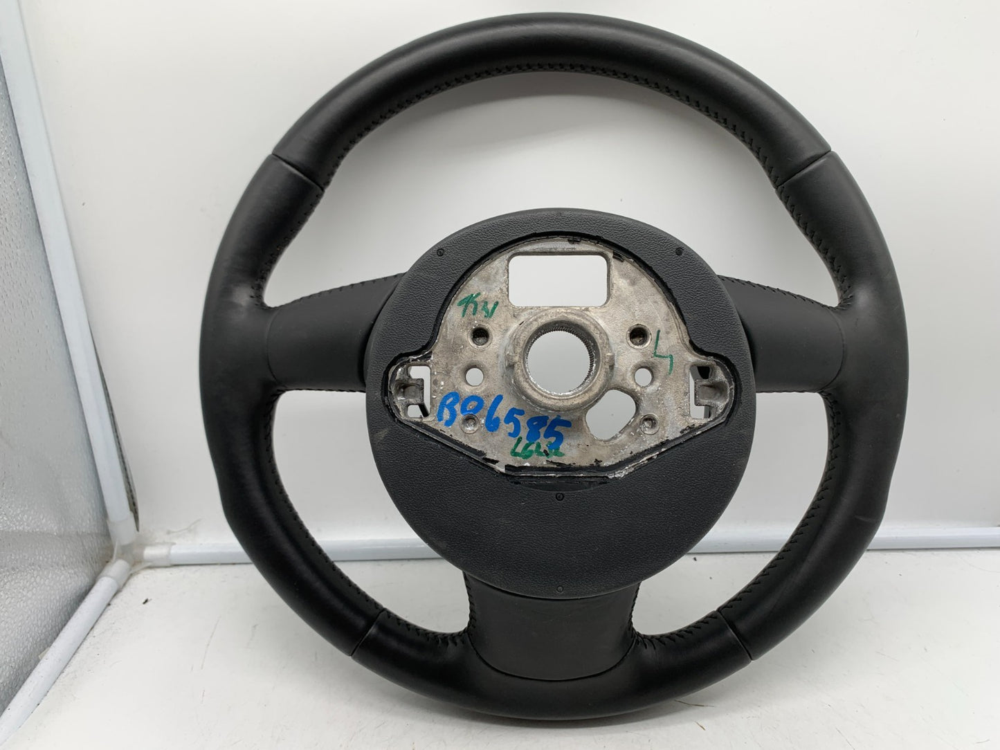 2015 Audi A3 Steering Wheel Assembly Without Airbag OEM B01B44001