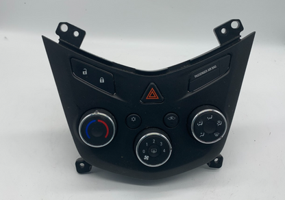2017-2019 Chevrolet Sonic AC Heater Climate Control Unit OEM C01B14005