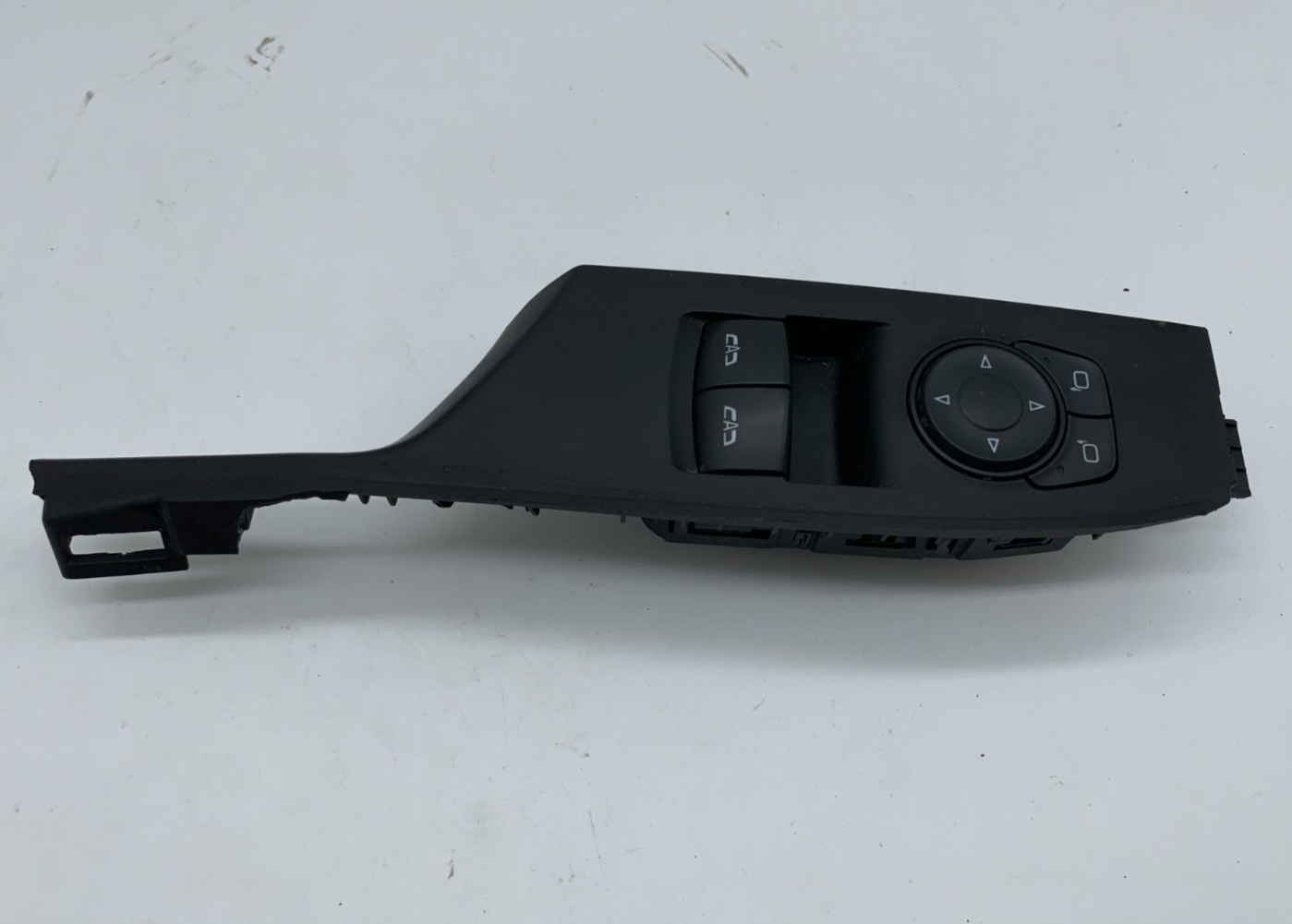 2011-2013 Chevrolet Malibu Master Power Window Switch OEM D03B66006