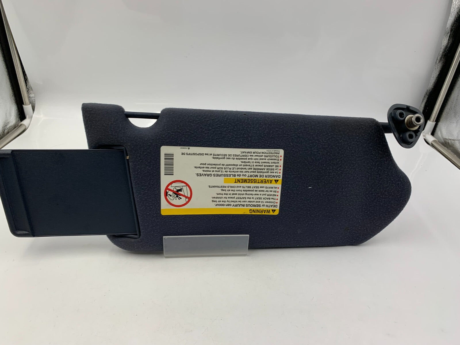 2000-2005 Chevrolet Impala Driver Sun Visor Blue Illumination OEM A02B35093