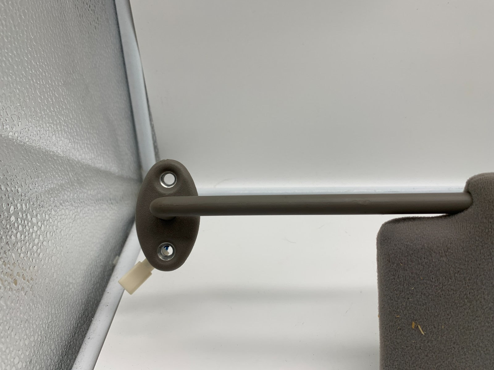 2004 Lexus ES330 Passenger Sun Visor Gray Illuminated OEM C02B28002