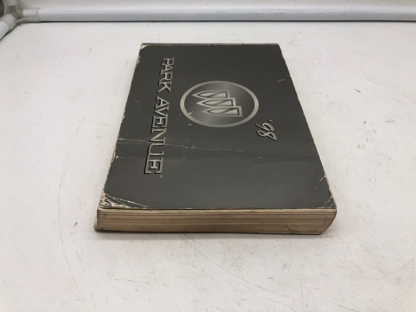 1998 Buick Park Avenue Owners Manual OEM C02B45003