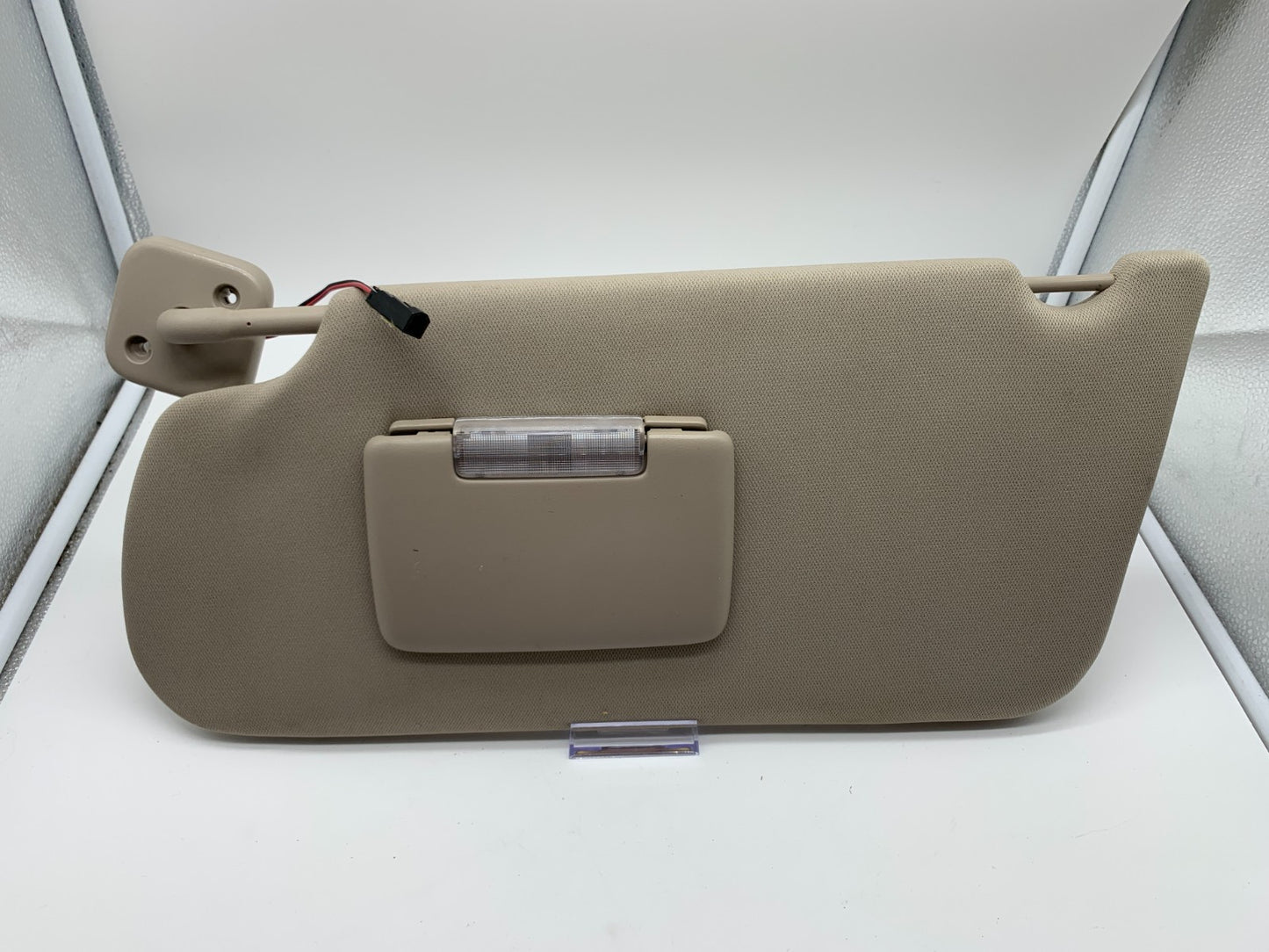 2009-2012 Ford Flex Driver Sun Visor Gray Illuminated OEM C04B23011