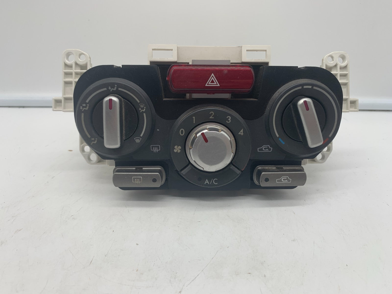 2012 Subaru Forester Climate Control AC Heater Unit OEM 72311SC010