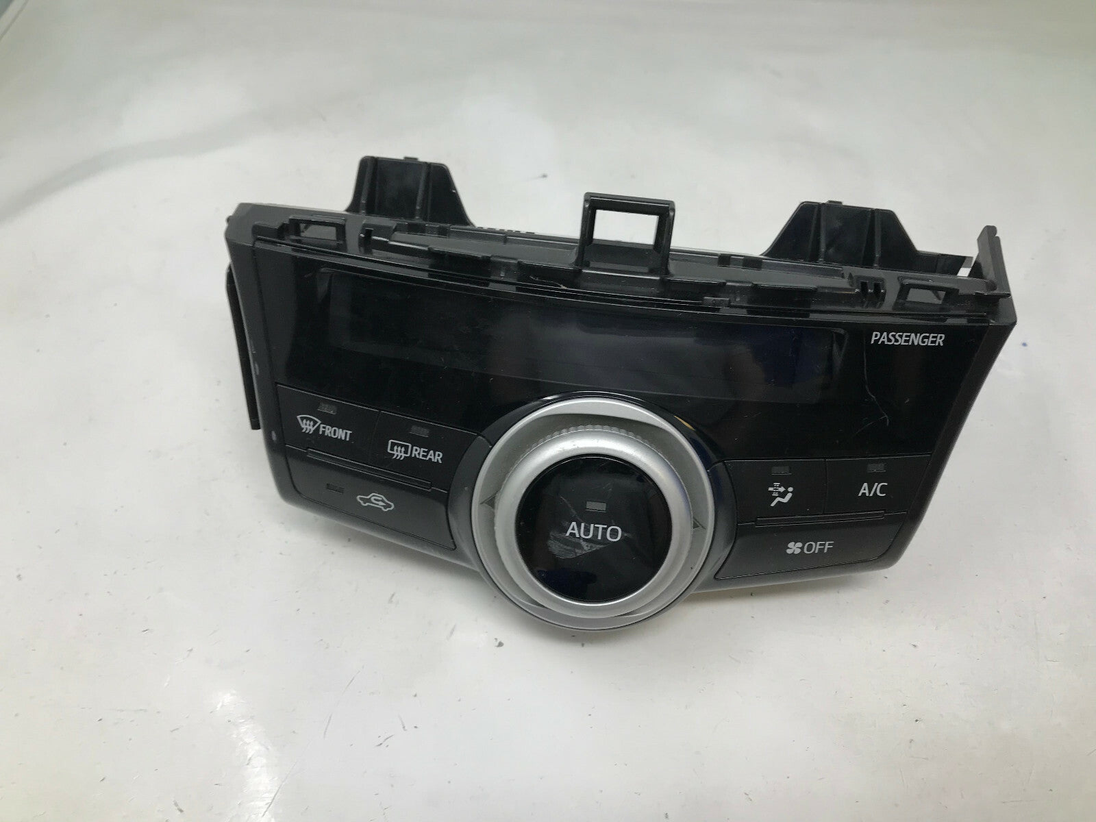 2014 Toyota Prius AC Heater Climate Control Unit OEM D01B06012