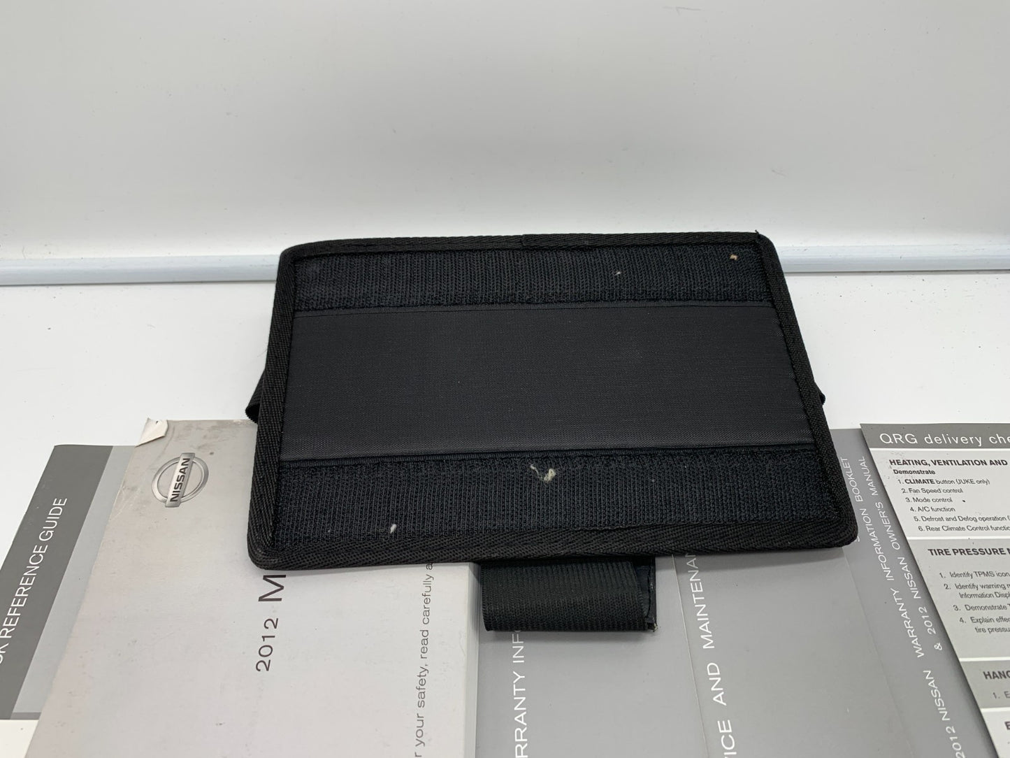 2012 Nissan Murano Owners Manual Set with Case OEM