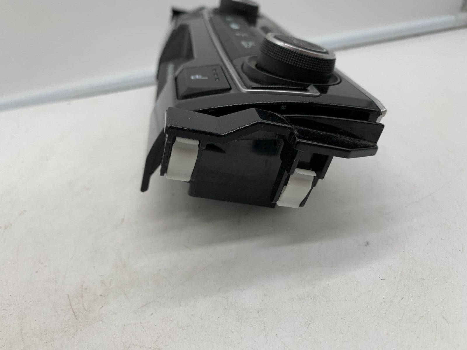 2016-2018 Honda Civic Climate Control AC Heater Unit OEM E01B03063