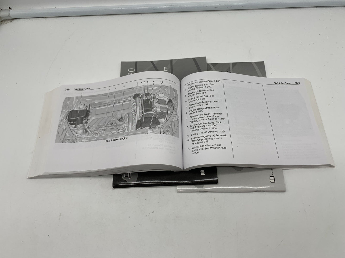 2020 GMC Terrain Denali Owners Manual Set OEM D01B62012