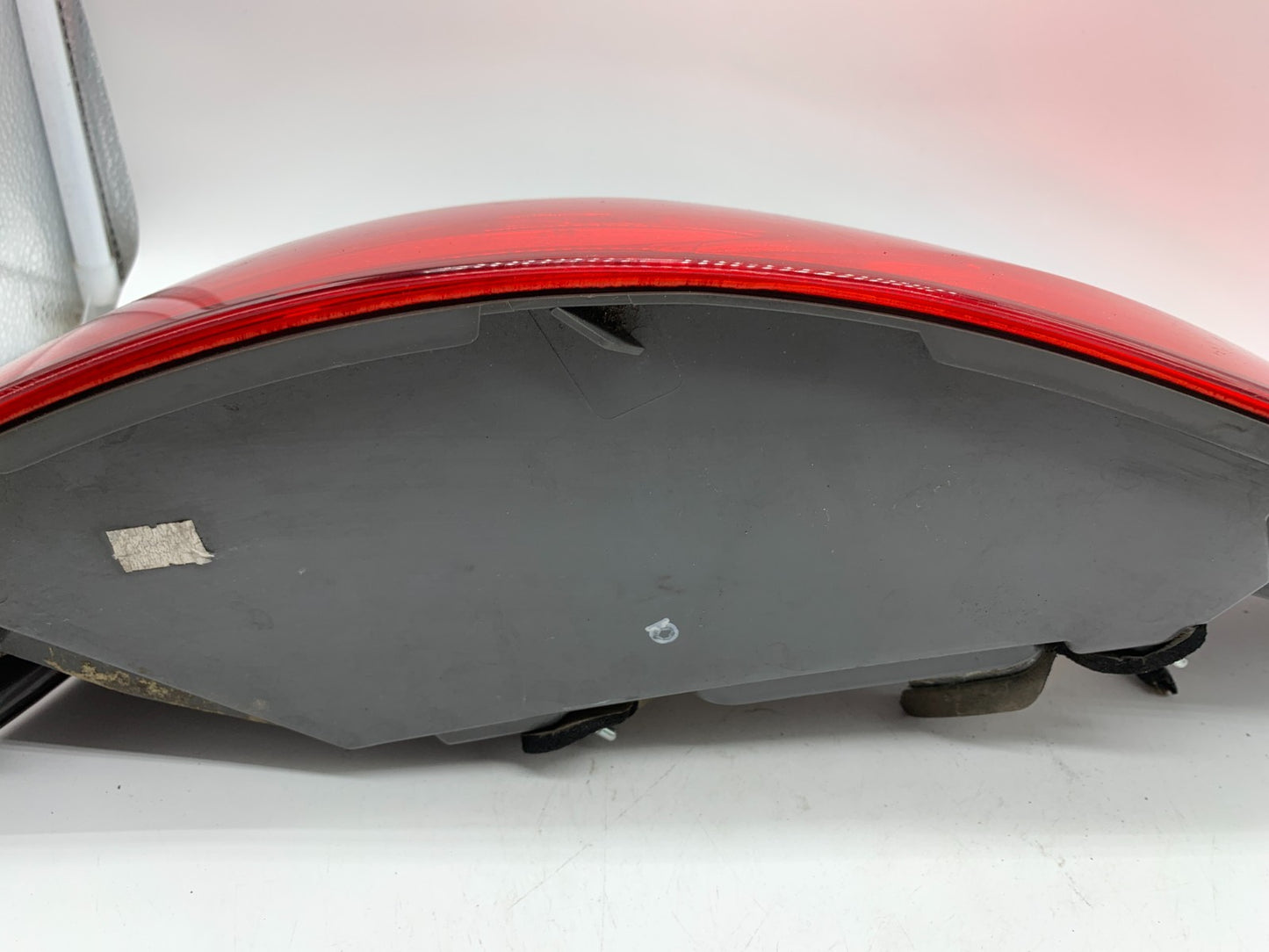 2012-2017 Hyundai Azera Passenger Side Tail Light Taillight OEM D01B02053