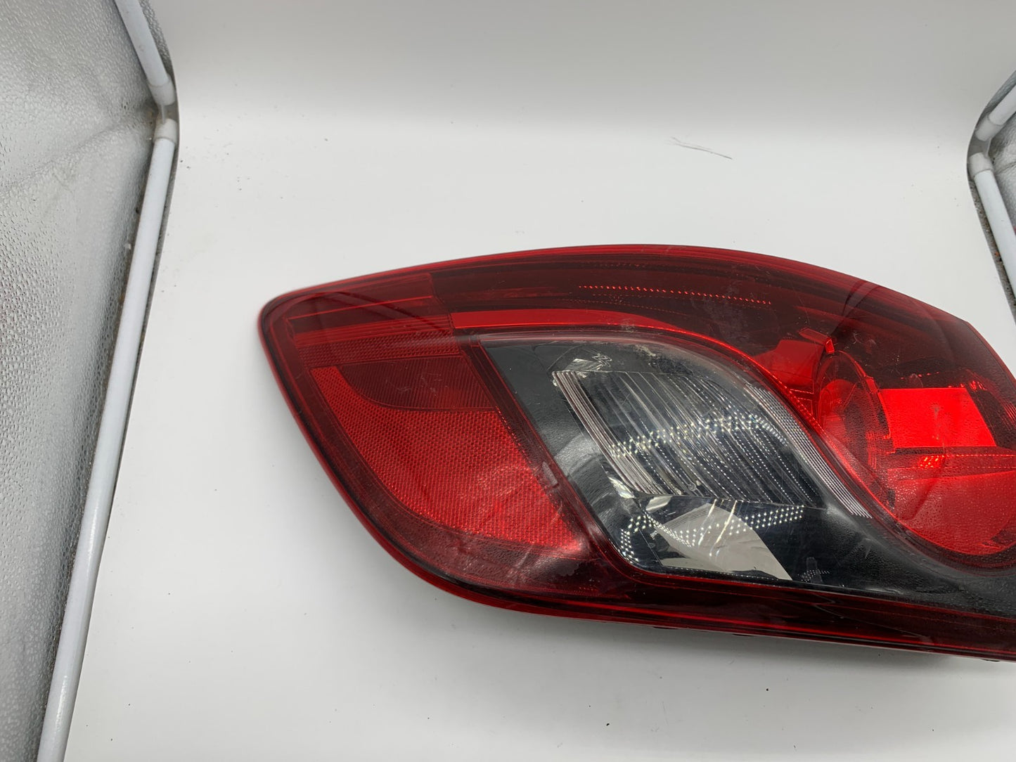 2013-2015 Mazda CX9 CX-9 Driver Tail Light Taillight Lamp OEM D03B66004