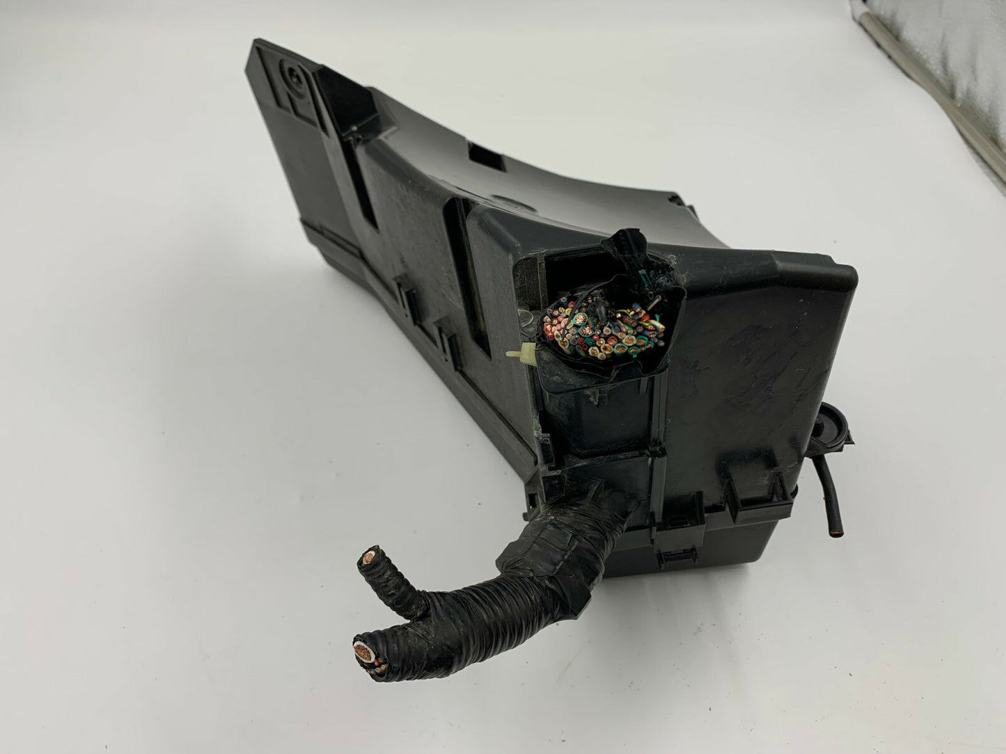2010-2014 Subaru Legacy Fuse Box Relay Module Block Relay OEM B02B57002