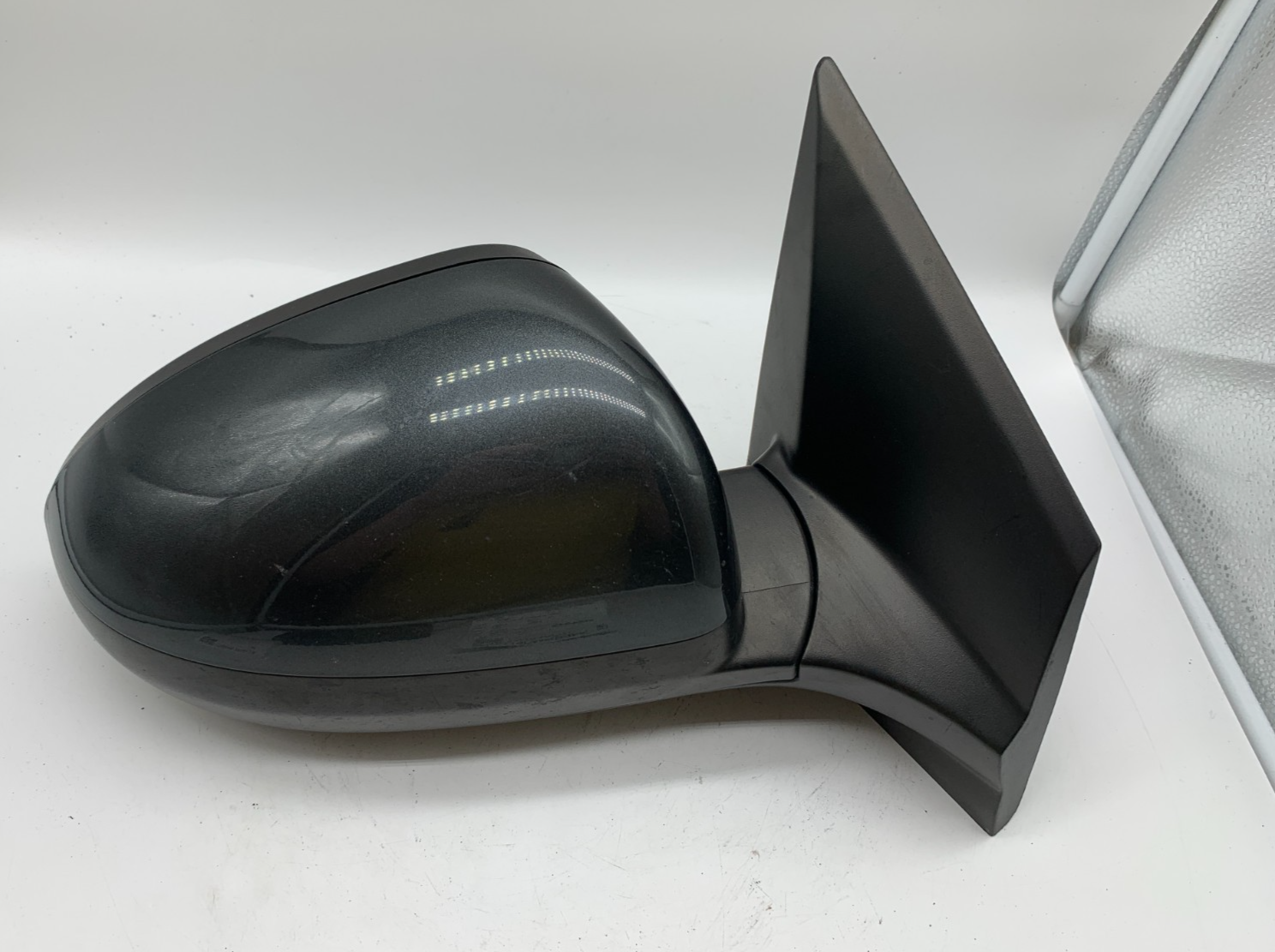 2015-2020 Chevrolet Sonic Passenger Side View Power Door Mirror Gray D02B16002