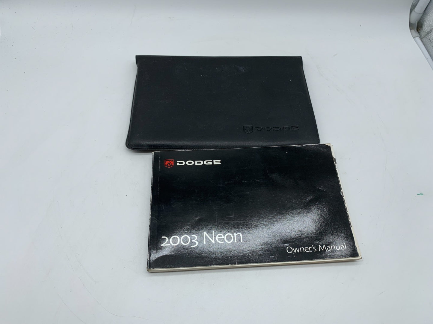 2003 Dodge Neon Owners Manual Set with Case OEM C03B56021