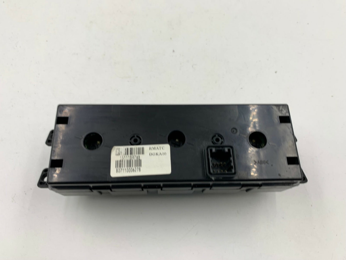 2009-2011 Volkswagen Routan AC Heater Climate Control OEM