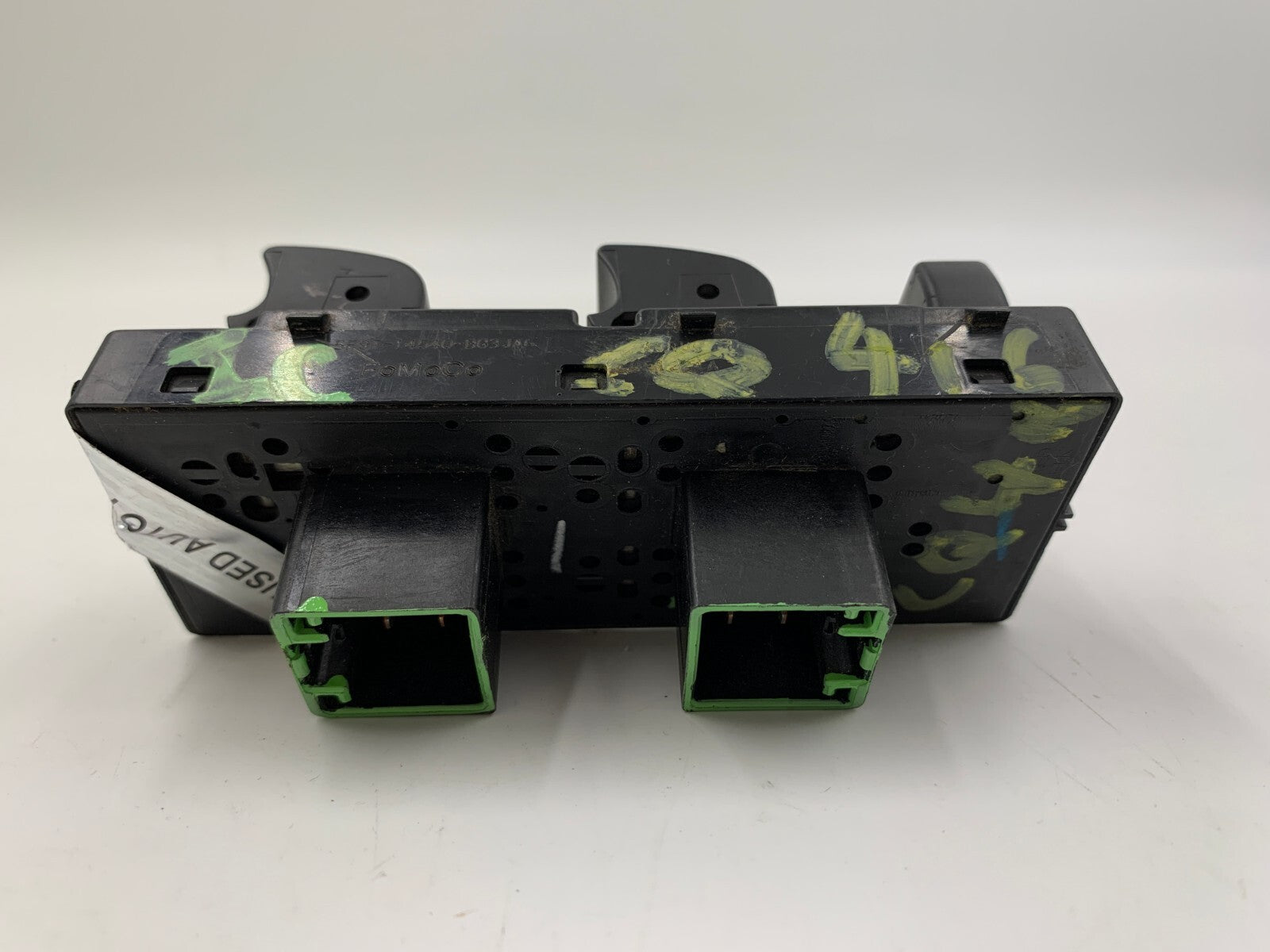 2005-2007 Ford Freestyle Master Power Window Switch OEM C04B66011