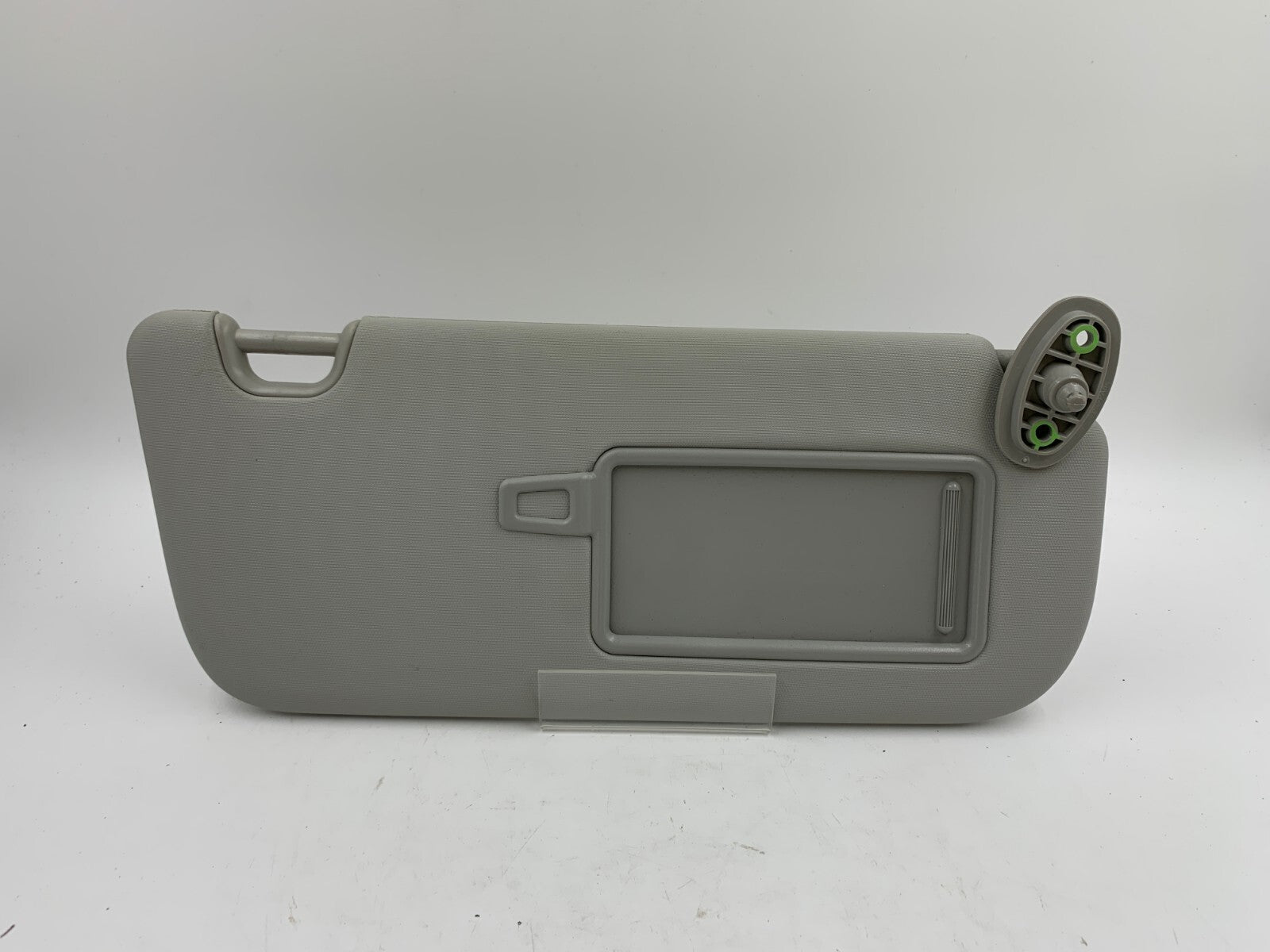 2014-2019 Kia Soul Passenger Sun Visor Gray Illuminated OEM E03B63007