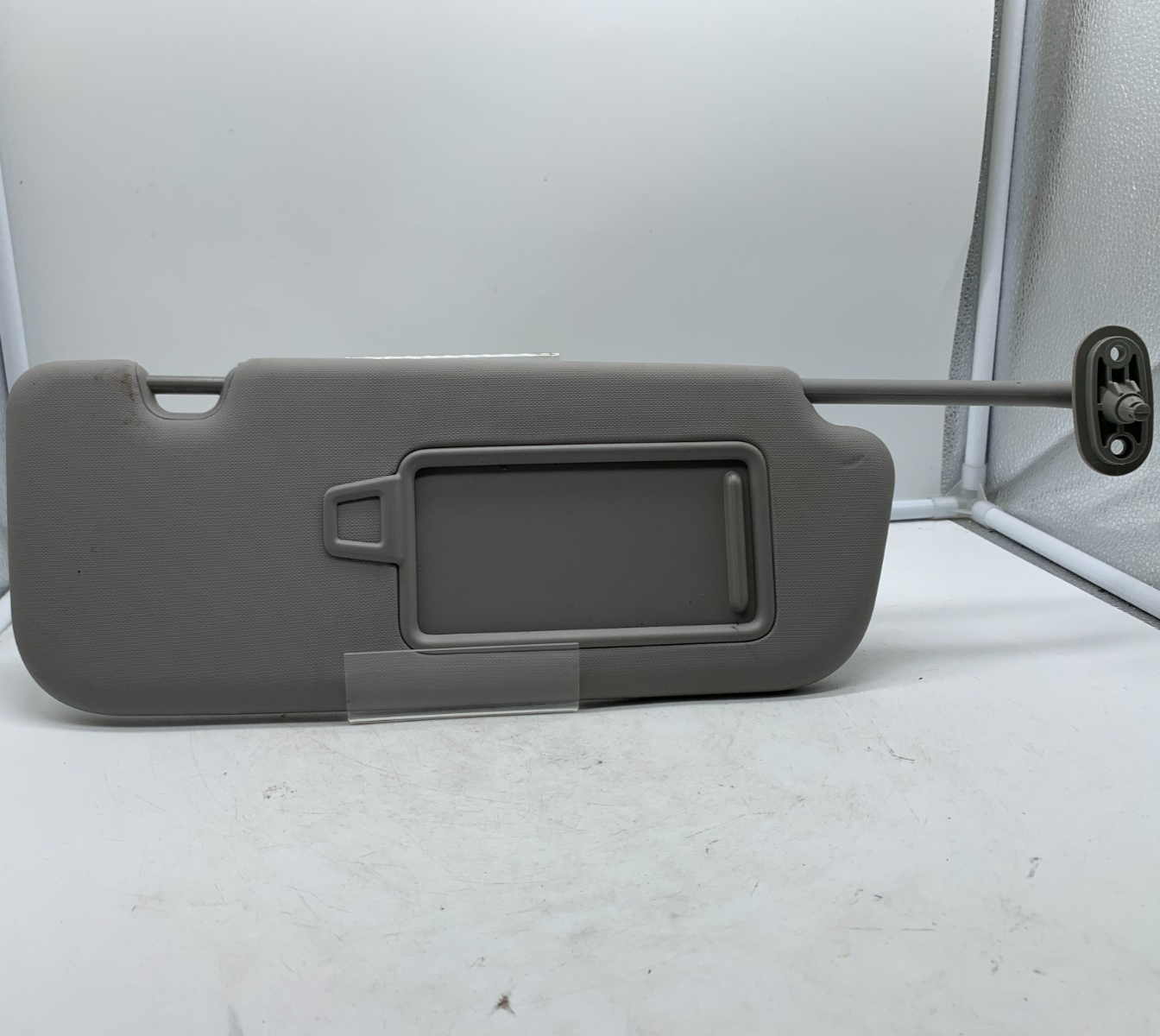 2017-2018 Kia Forte Passenger Sun Visor Gray OEM A03B06005