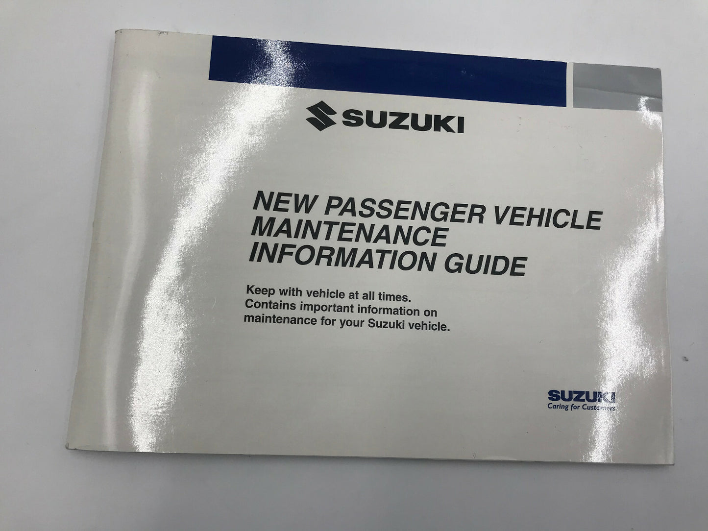 2004 Suzuki Forenza Owners Manual Set with Case B02B22041