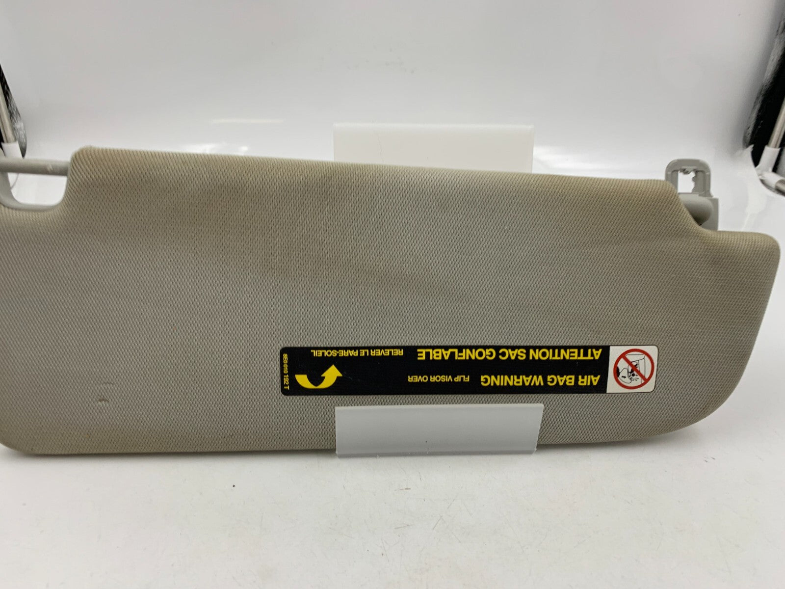 2013-2017 Audi A6 Driver Sun Visor Illuminated Gray OEM B04B34020