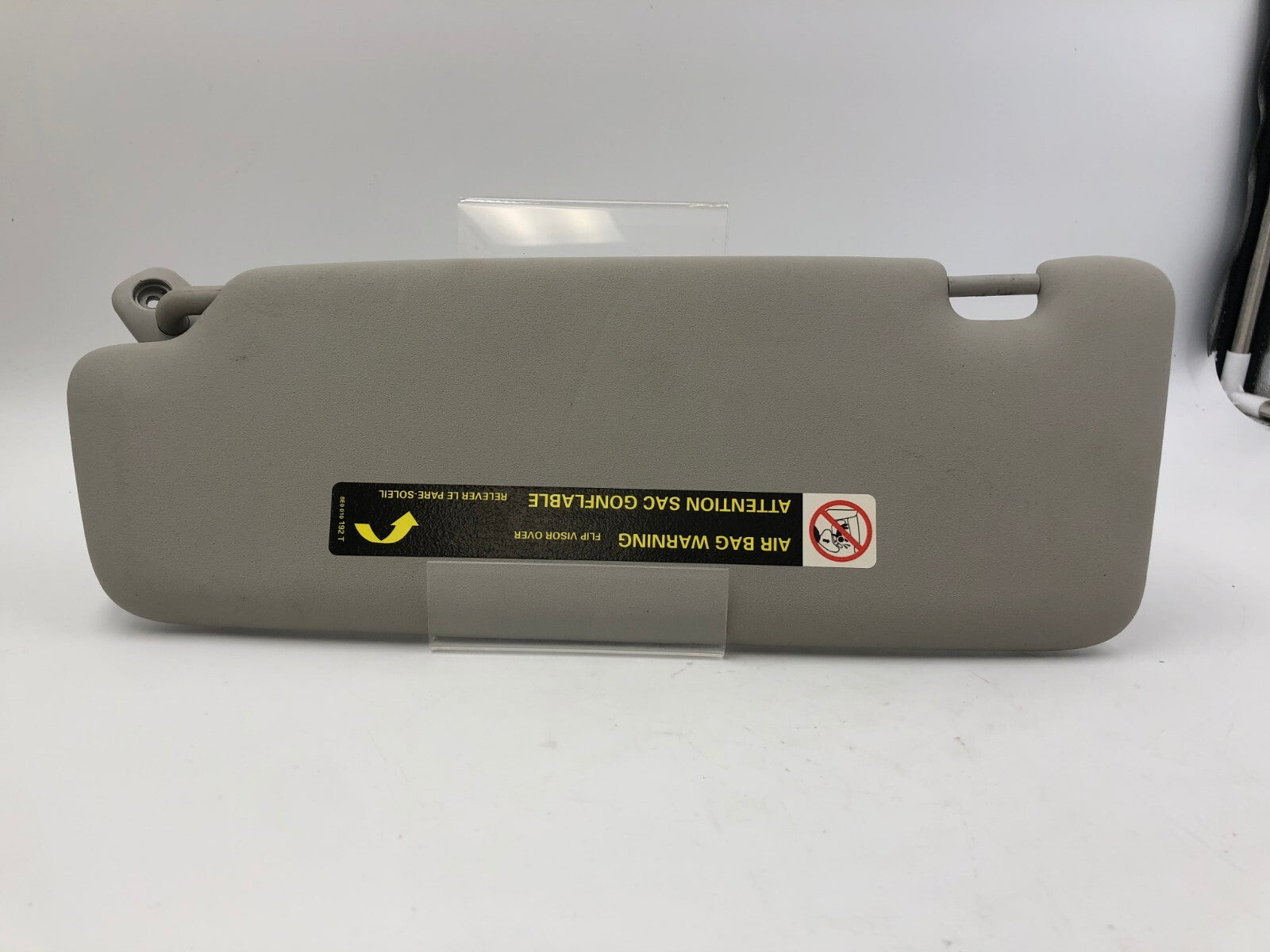 2002-2008 Audi A4 Sedan Passenger Sun Visor Gray Illuminated OEM B03B15097