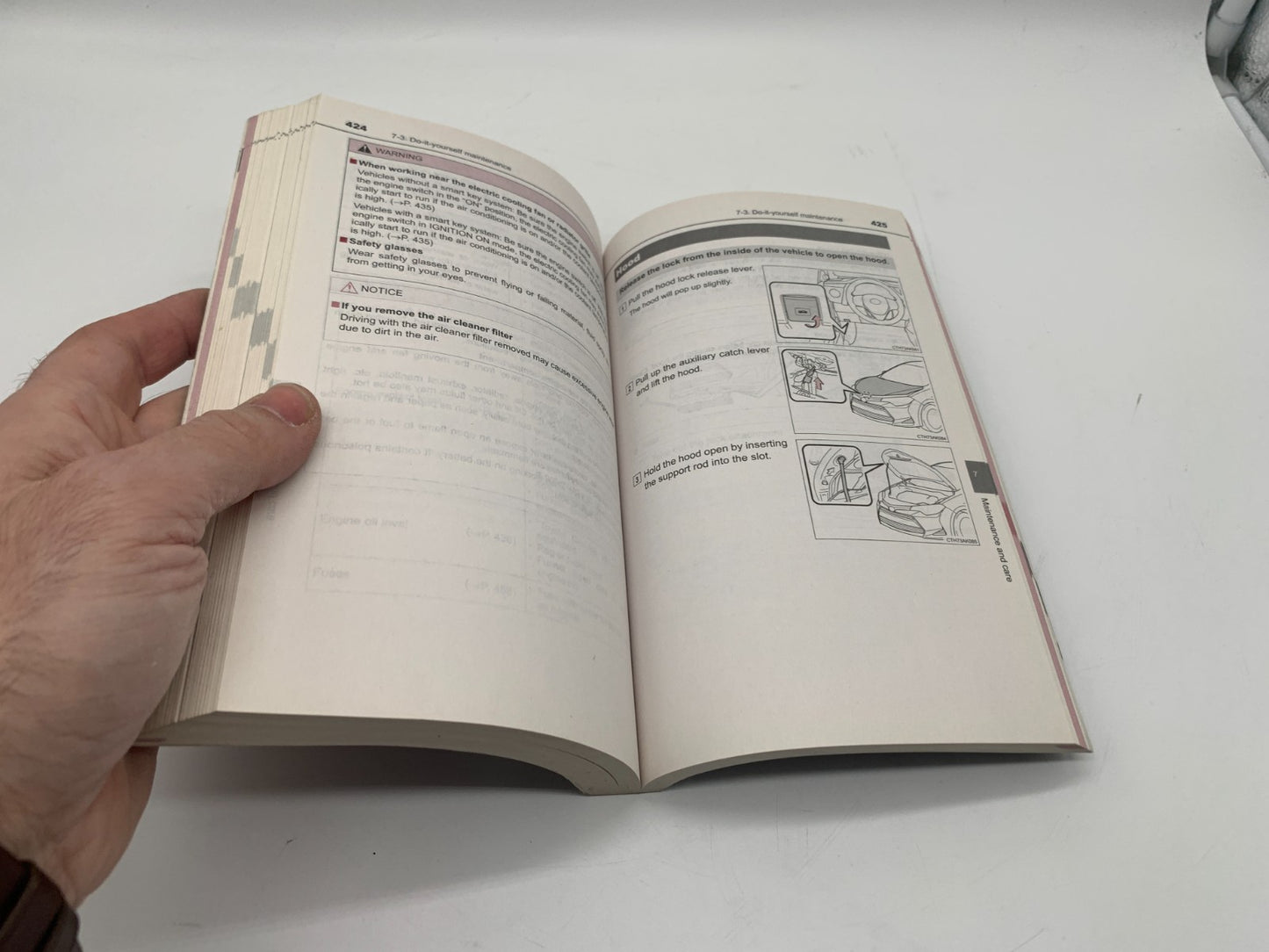 2018 Toyota Corolla Corolla Owners Manual OEM A01B24022