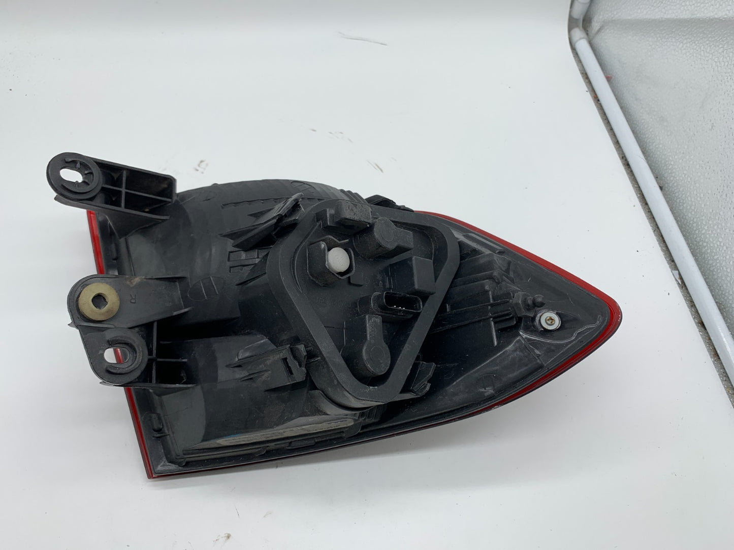 2012-2015 BMW 320 Passenger Side Tail Light Taillight OEM D02B69010