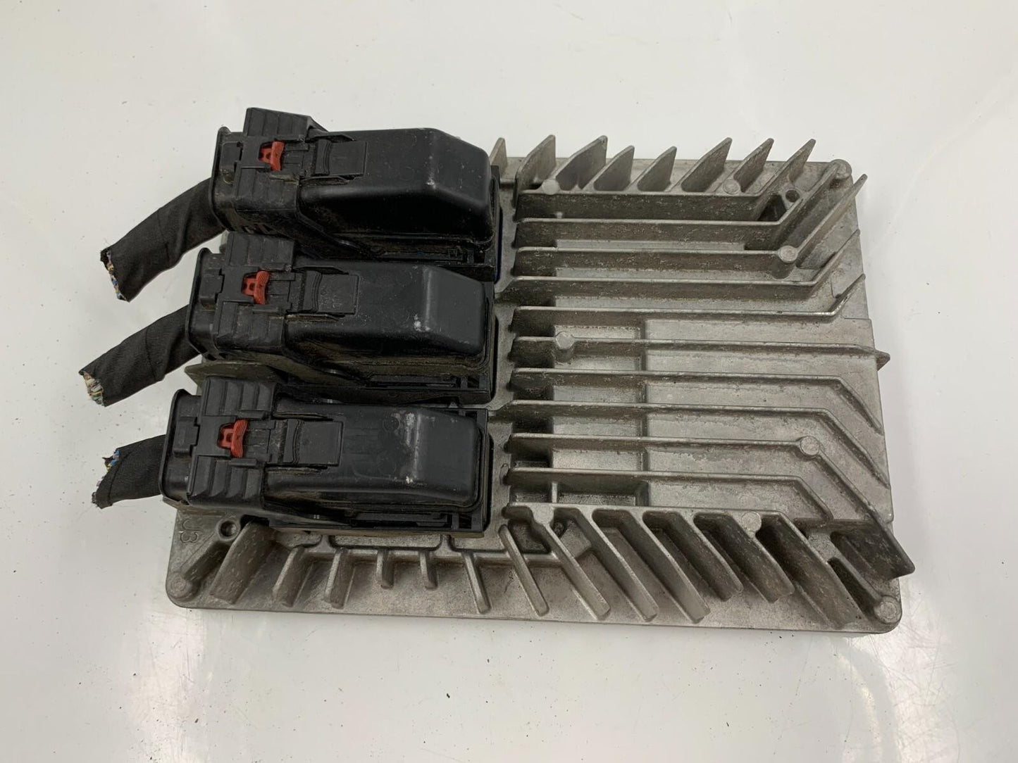 2013-2016 Buick Regal Engine Control Module ECU ECM OEM C04B37081