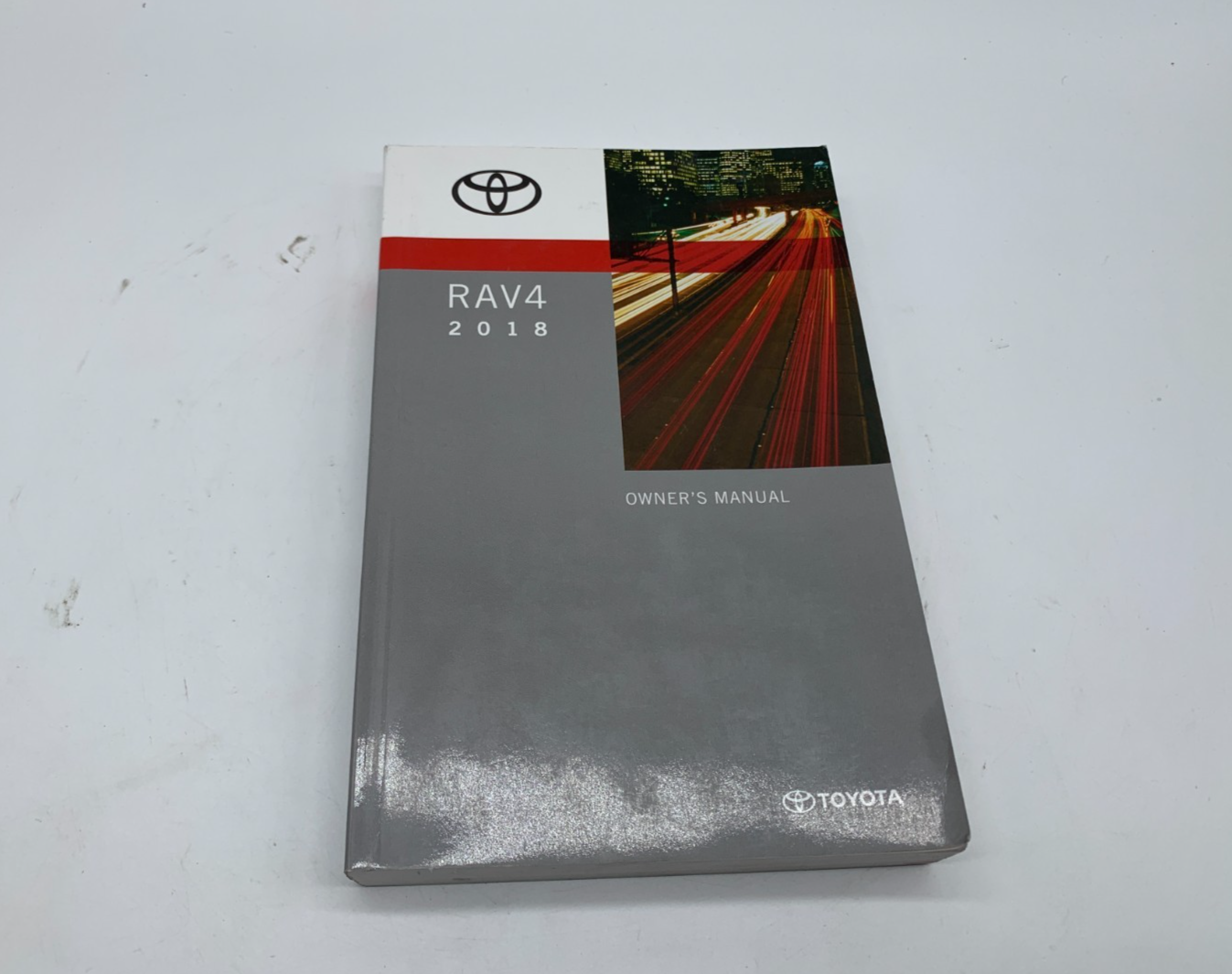 2018 Toyota RAV4 RAV 4 Owners Manual OEM B03B04011