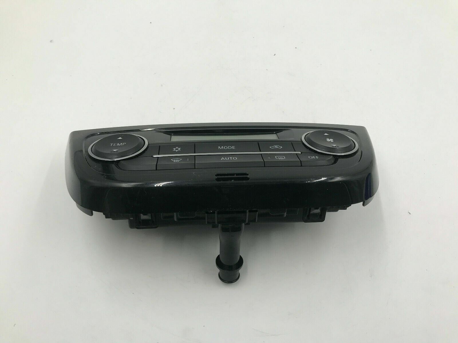 1997-2002 Mitsubishi Mirage AC Heater Climate Control Temperature Unit D02B20010