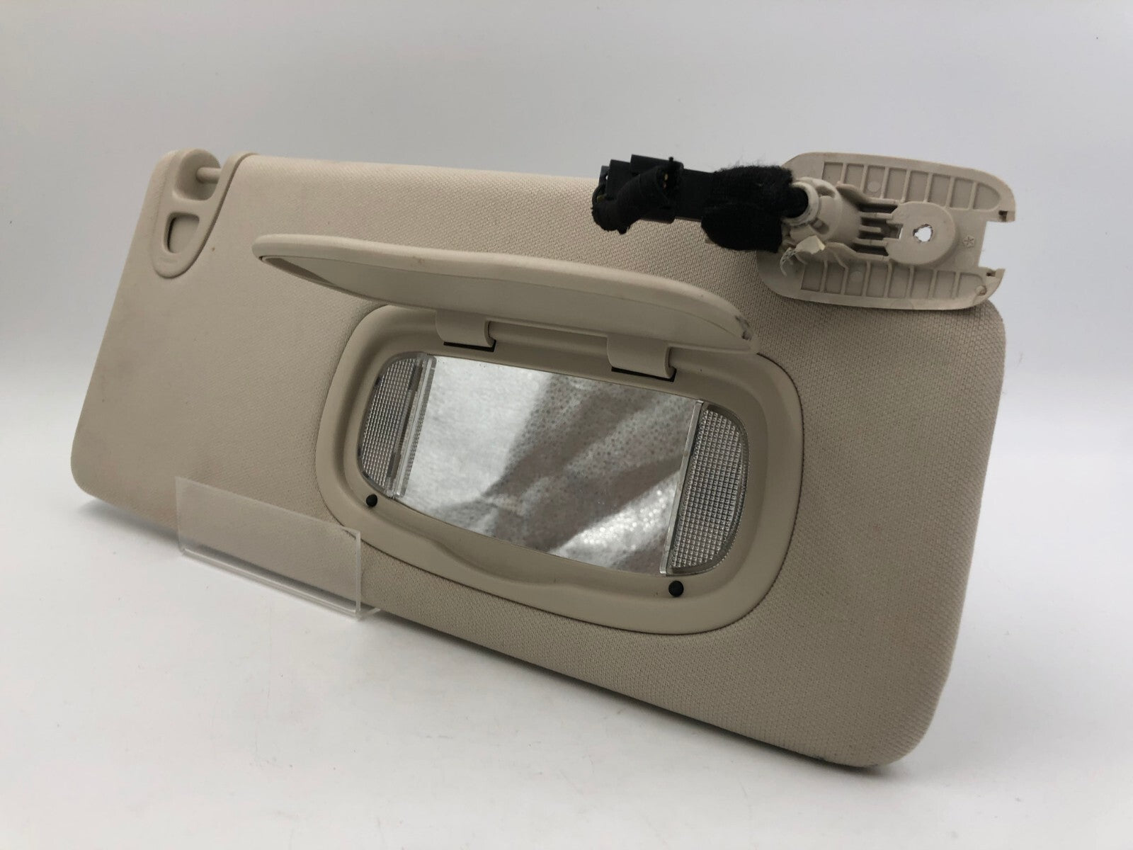 2015 Chrysler 200 Passenger Sun Visor Illuminated Cream OEM D02B09035