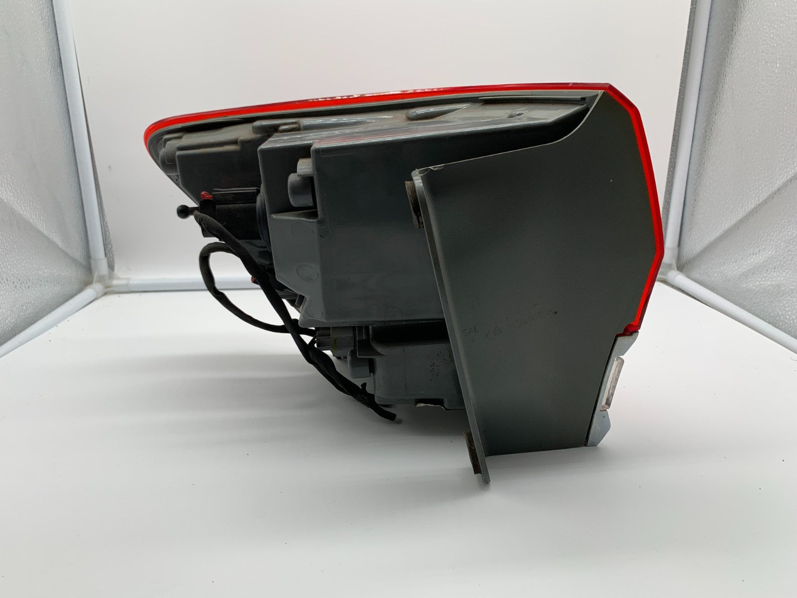 2015-2021 Jeep Grand Cherokee Passenger Side Tail Light Taillight OEM B03B28005