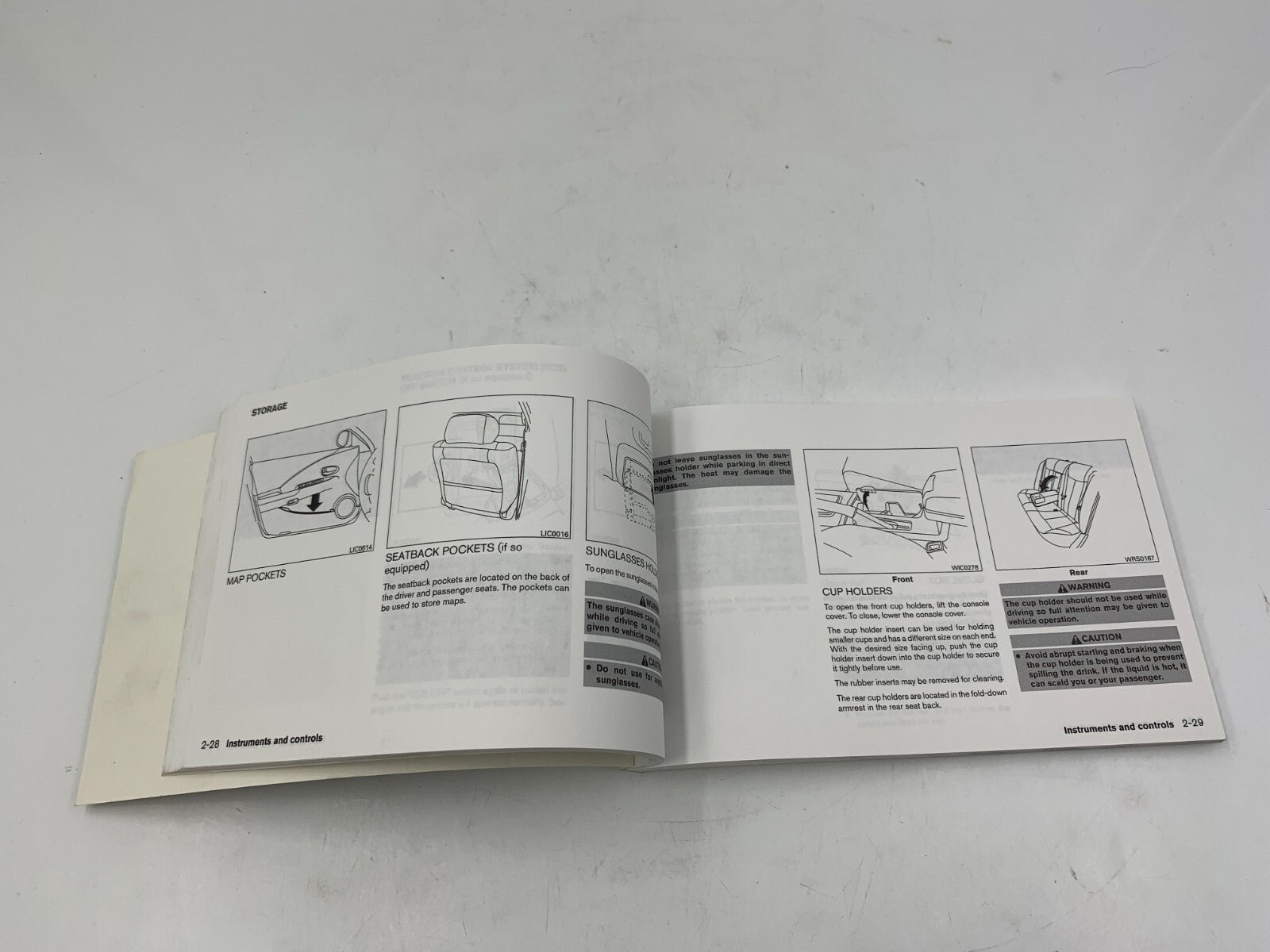 2004 Nissan Altima Owners Manual OEM D04B22033