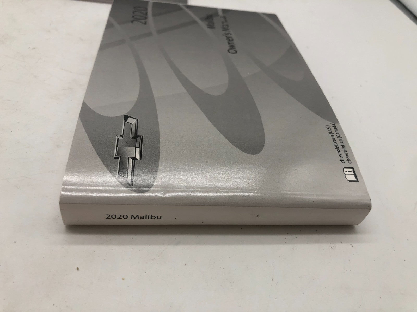 2020 Chevrolet Malibu Owners Manual Set OEM A01B12004