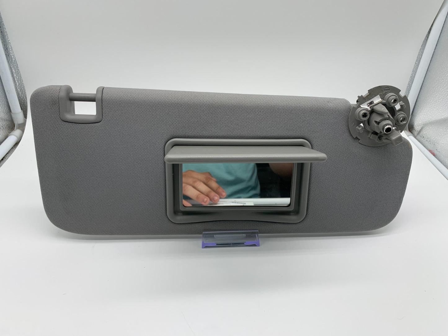2016-2021 Chevrolet Malibu Passenger Sun Visor Gray OEM C04B40015