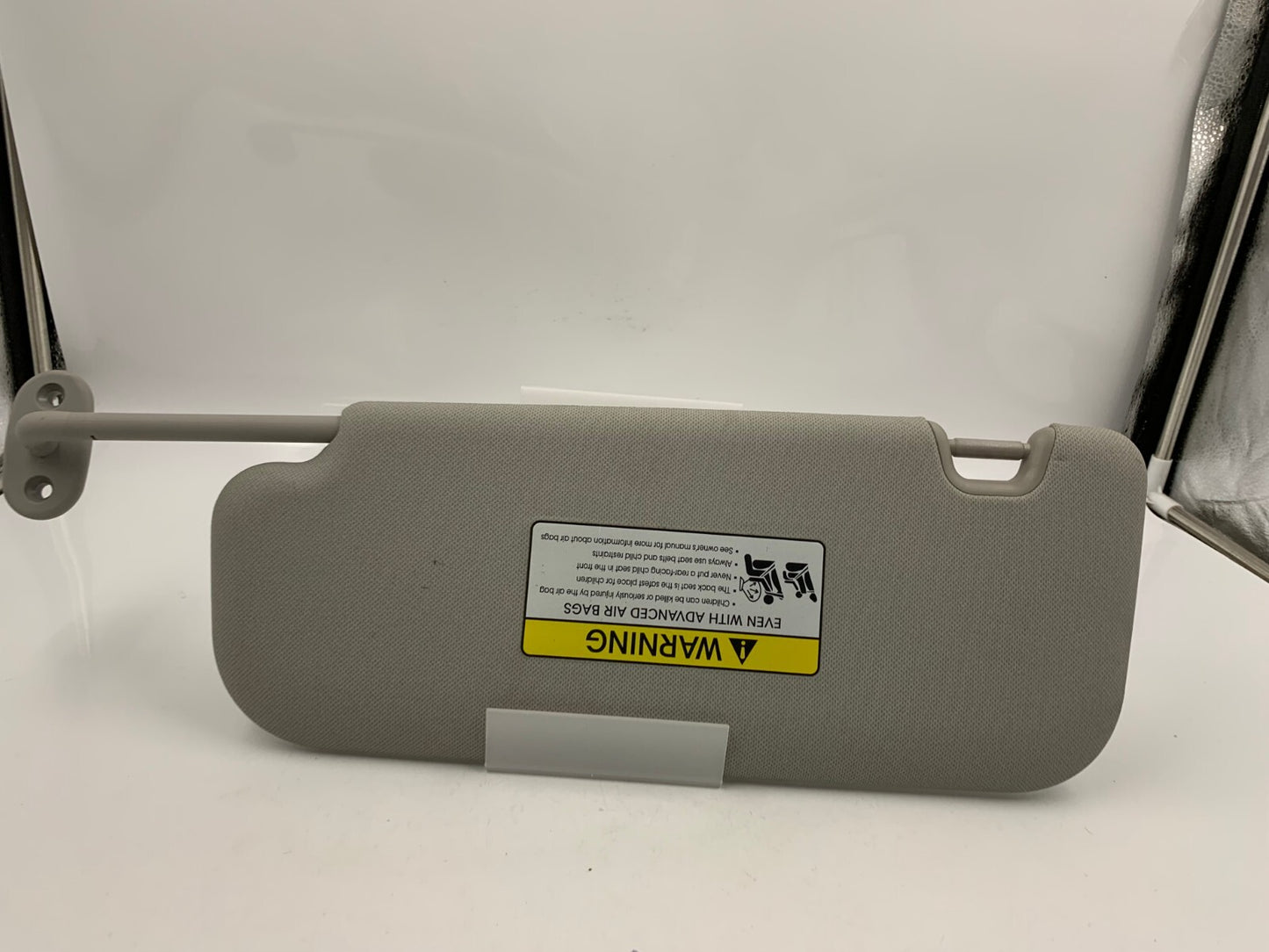 2014-2017 Kia Forte Passenger Sun Visor Gray OEM C04B23015