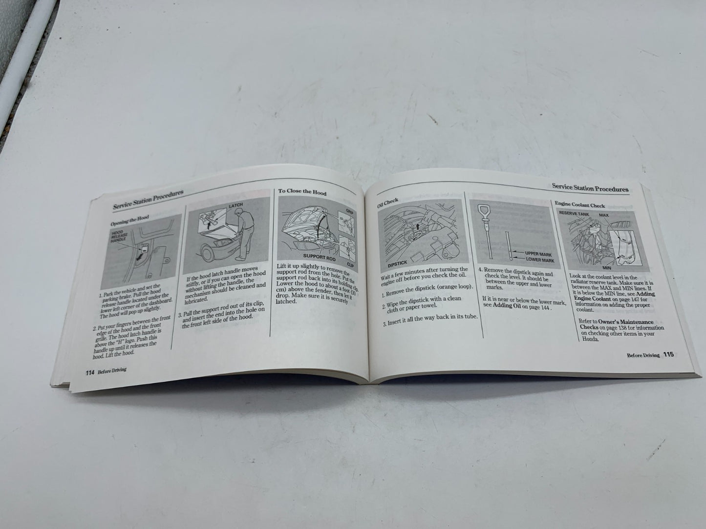 2004 Honda Civic Sedan Owners Manual OEM C02B04006