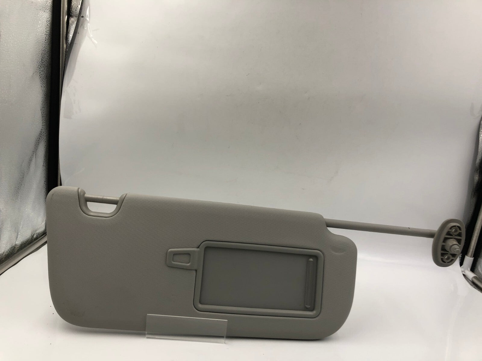 2014-2019 Kia Soul Passenger Sun Visor Gray Illuminated OEM B03B12003