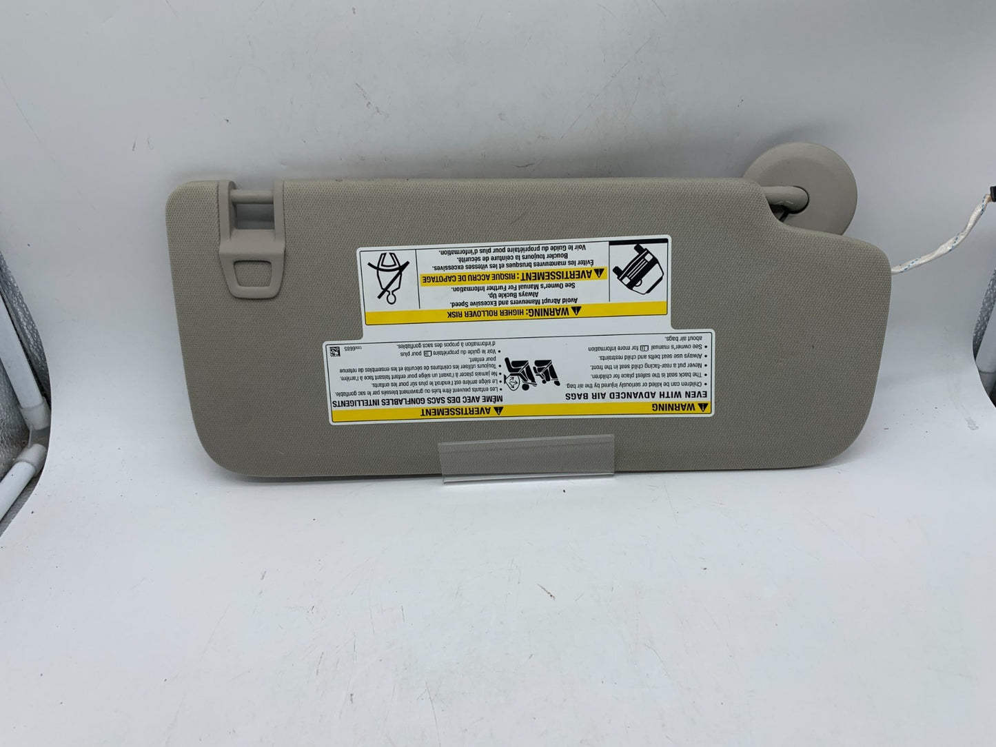 2021-2024 Buick Encore GX Driver Sun Visor Gray Illuminated OEM D03B69002