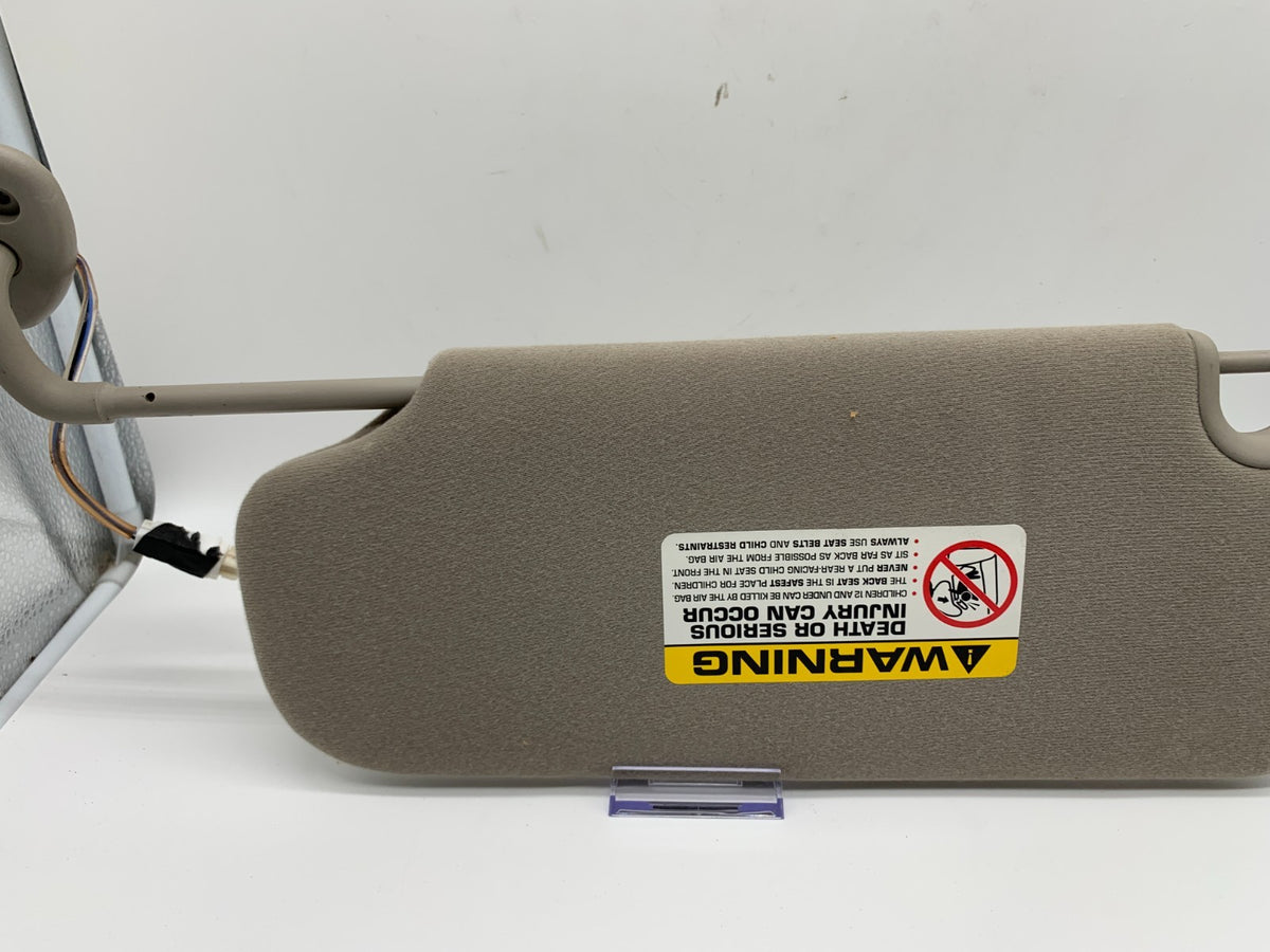 2002-2003 Jeep Liberty Passenger Sun Visor Gray Illumination OEM B02B09091