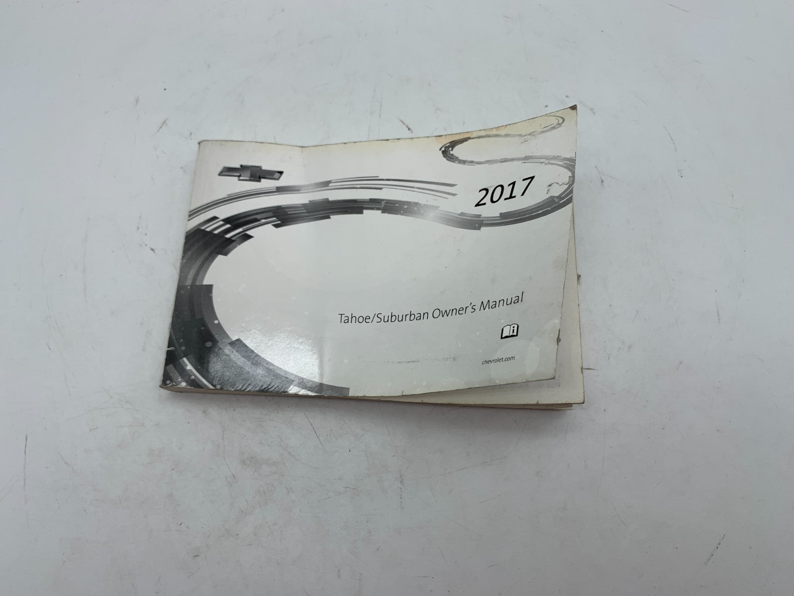 2017 Chevrolet Tahoe Suburban Owners Manual OEM B03B51013